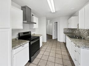 1726  Hillcrest Court , Balch Springs Texas 75180