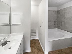 1726  Hillcrest Court , Balch Springs Texas 75180