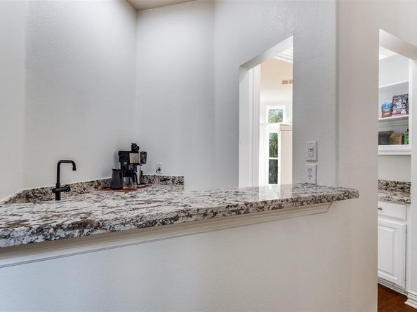 863  Celeste Lane , Keller Texas 76248