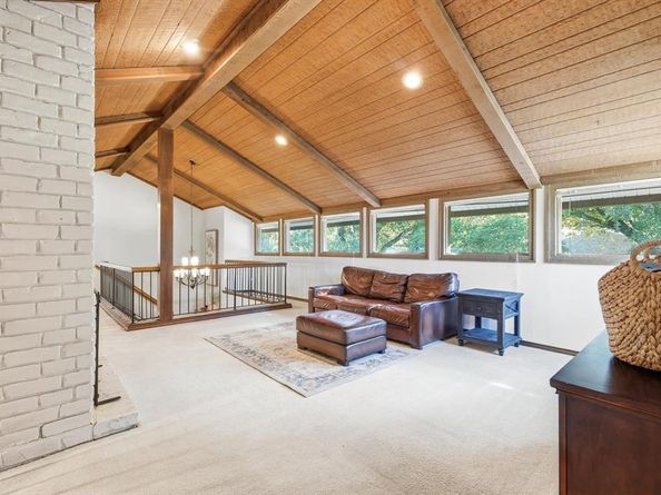 2813  Raintree Drive , Carrollton Texas 75006