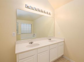 1302  Red Deer Way , Arlington Texas 76002