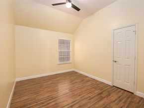 1302  Red Deer Way , Arlington Texas 76002