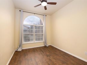 1302  Red Deer Way , Arlington Texas 76002