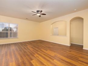 1302  Red Deer Way , Arlington Texas 76002