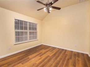 1302  Red Deer Way , Arlington Texas 76002