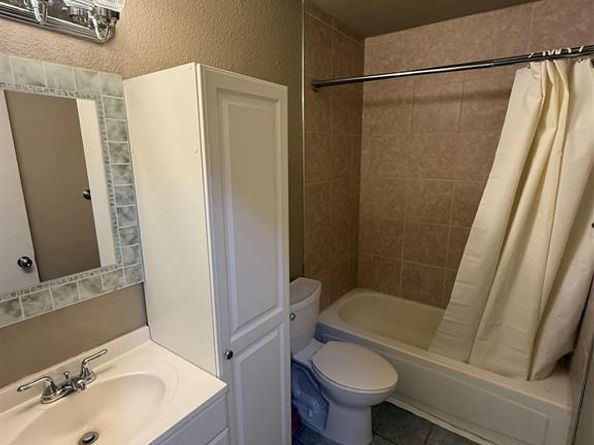 305 N Long Rifle Drive , Fort Worth Texas 76108