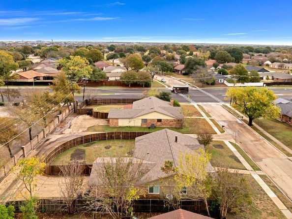 1105  Bass Drive , Plano Texas 75025