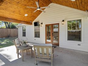 5811  El Campo Avenue , Fort Worth Texas 76107