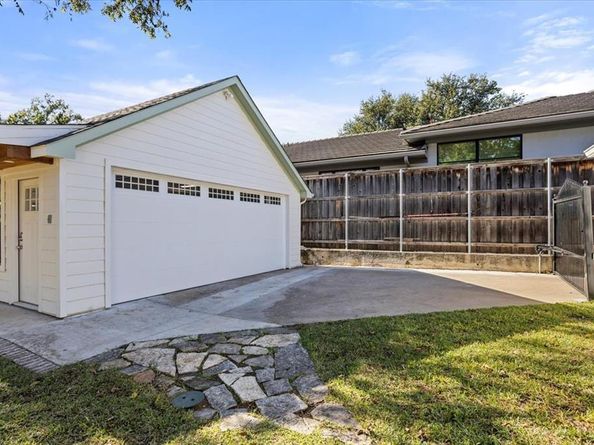 5811  El Campo Avenue , Fort Worth Texas 76107