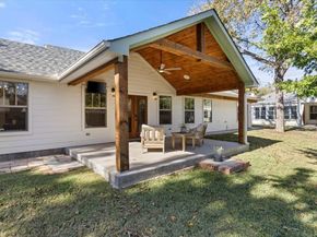 5811  El Campo Avenue , Fort Worth Texas 76107