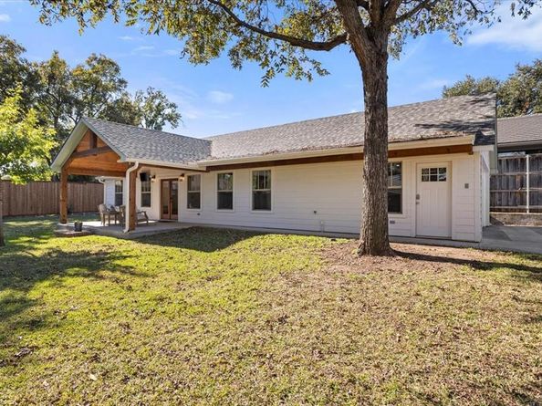 5811  El Campo Avenue , Fort Worth Texas 76107