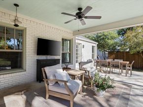 5811  El Campo Avenue , Fort Worth Texas 76107