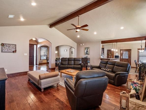 895  Bardin Road , Grand Prairie Texas 75052