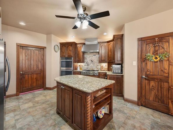 895  Bardin Road , Grand Prairie Texas 75052