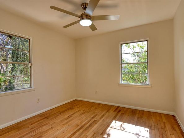 4520  Utah Avenue , Dallas Texas 75216