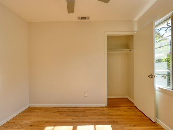 4520  Utah Avenue , Dallas Texas 75216