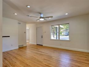 4520  Utah Avenue , Dallas Texas 75216