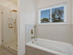 1909  Willowcrest Loop  , Denton Texas 76205