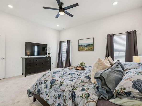 1318  Oliver Creek Lane , Justin Texas 76247