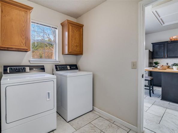 2833  Clearmeadow Drive , Mesquite Texas 75181