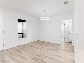 126 E Scotland Drive , Irving Texas 75062