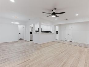 126 E Scotland Drive , Irving Texas 75062