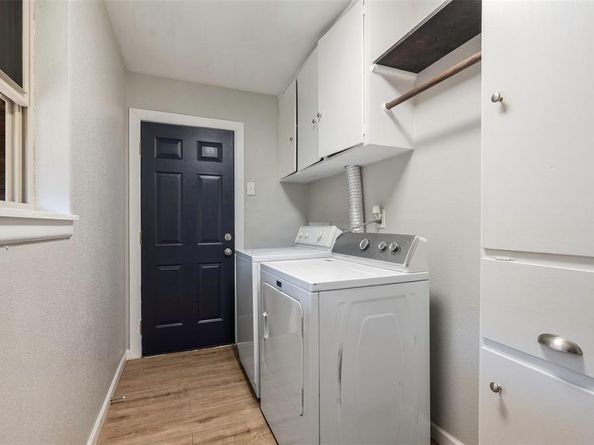 608 W Pleasantview Drive , Hurst Texas 76054