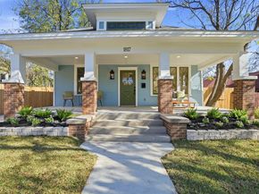 1817  5th Avenue , Fort Worth Texas 76110