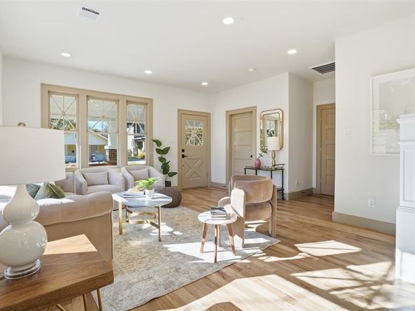 1817  5th Avenue , Fort Worth Texas 76110