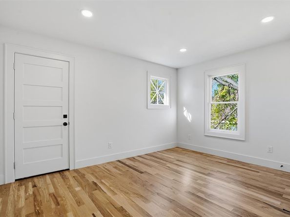 1817  5th Avenue , Fort Worth Texas 76110