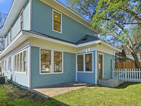 1817  5th Avenue , Fort Worth Texas 76110