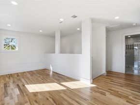 1817  5th Avenue , Fort Worth Texas 76110