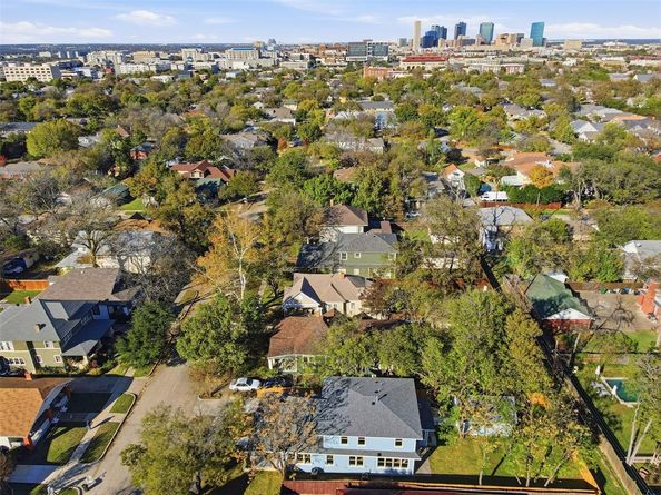 1817  5th Avenue , Fort Worth Texas 76110