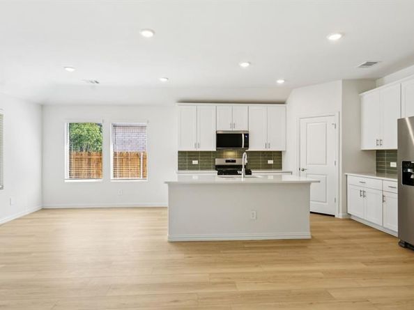 901  Buffalo Drive , Lowry Crossing Texas 75069