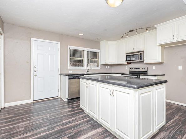 706  Greenhill Lane , Grand Prairie Texas 75052