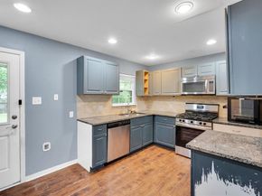 419  HighCrest Drive , Dallas Texas 75232