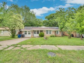 419  HighCrest Drive , Dallas Texas 75232