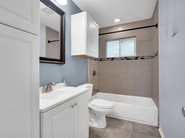 419  HighCrest Drive , Dallas Texas 75232