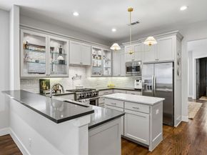 5432  Martel Avenue , Dallas Texas 75206