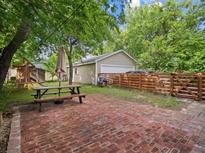 2539  Sharon Street , Dallas Texas 75211