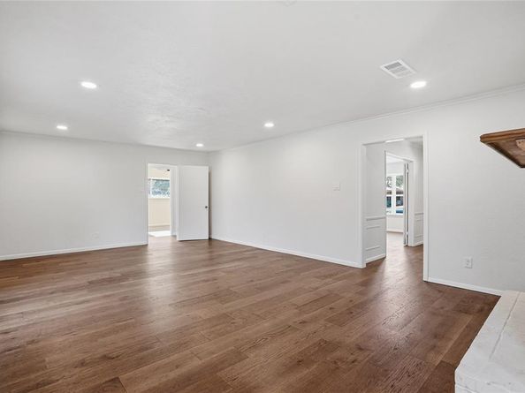 4204  Galway Avenue , Fort Worth Texas 76109