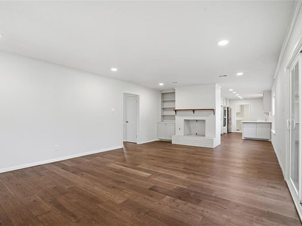 4204  Galway Avenue , Fort Worth Texas 76109