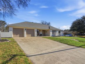 4204  Galway Avenue , Fort Worth Texas 76109