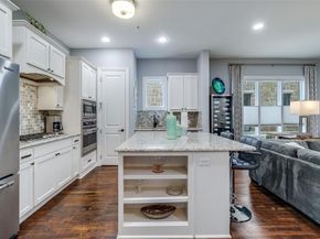 2811  Hood Street  H, Dallas Texas 75219