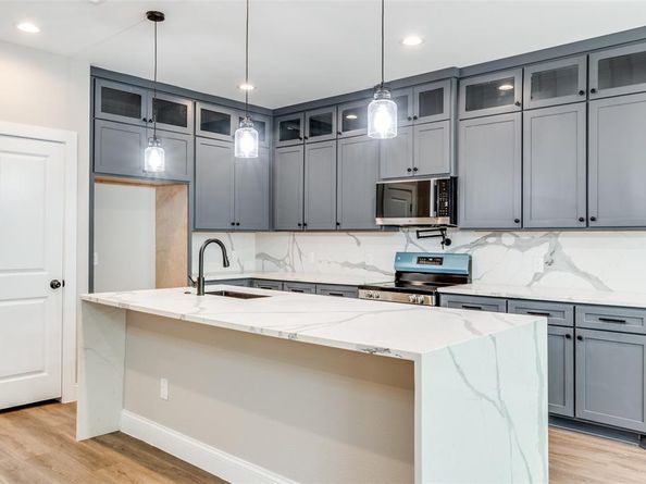 2818  Southland Street , Dallas Texas 75215