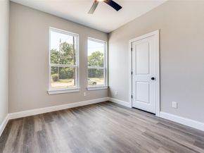 2818  Southland Street , Dallas Texas 75215