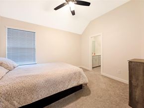 813  Dogwood Trail , Aubrey Texas 76227