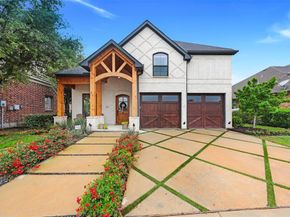 813  Dogwood Trail , Aubrey Texas 76227