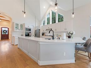 813  Dogwood Trail , Aubrey Texas 76227