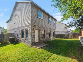 3538  Apple Valley Way , Dallas Texas 75227